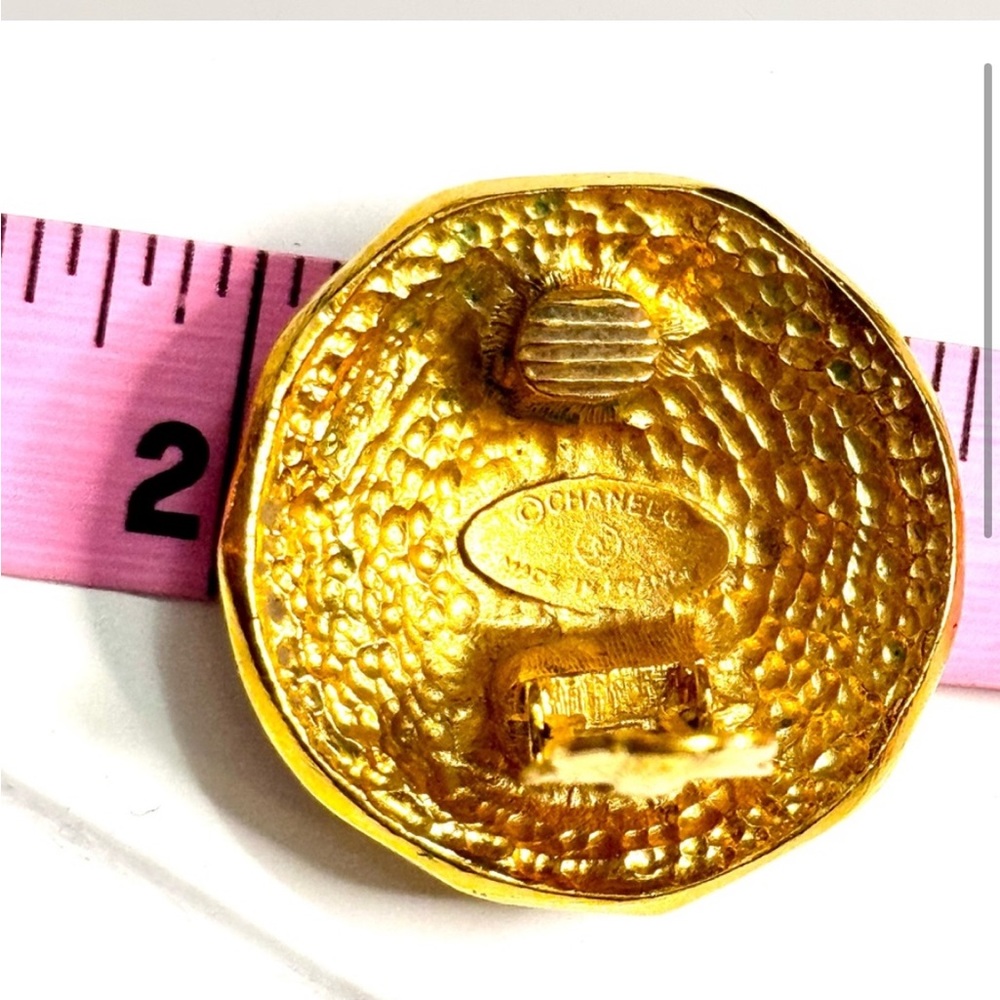 Vintage Chanel 24k Gold Earrings - Picture 9 of 9